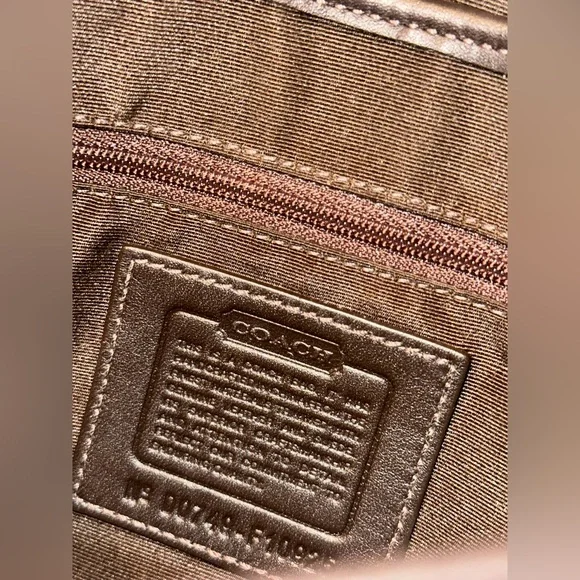 Vintage Y2K Coach Mini Soho Bag - Picture 6 of 6